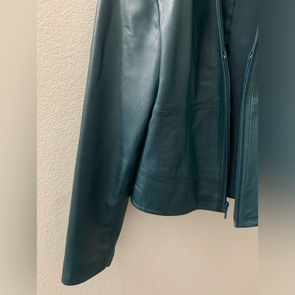 Yvonne Marie teal leather jacket, size 6 - Picture 2 of 13